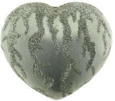 Interchangeable heart shape clasp